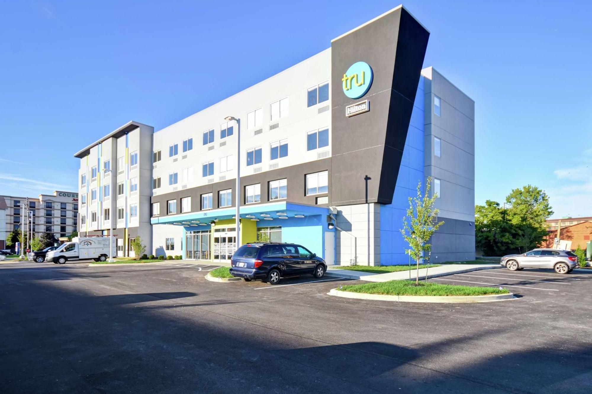 Tru By Hilton Louisville Airport Exterior photo